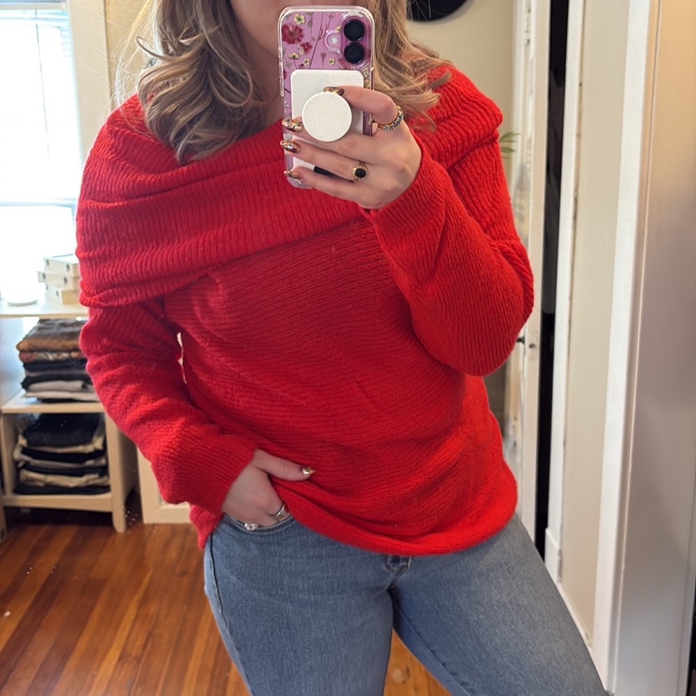 💛 BluIvy Red Off Shoulder Sweater